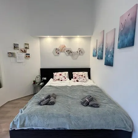 D58 In The Center Budapest