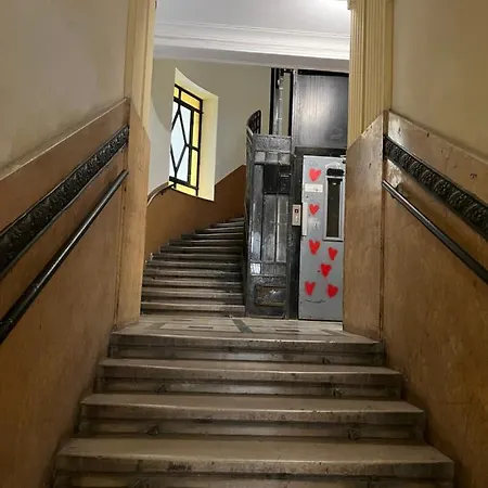 D58 In The Center Lägenhet