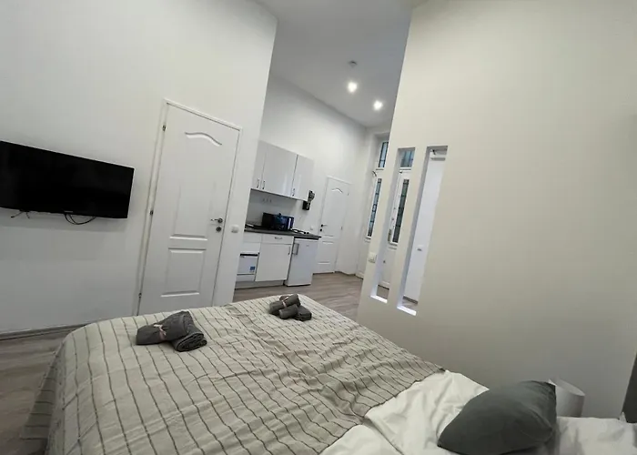 Апартаменты D58 In The Center *