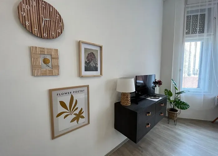 Апартаменты D58 In The Center